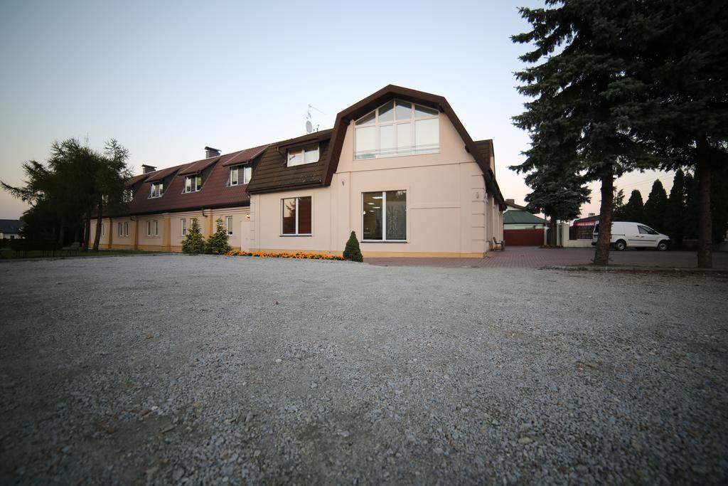 Motel Silver Константынув-Лодзинский Экстерьер фото